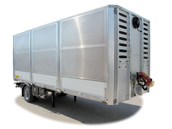 Sattelauflieger für Geflügeltransport