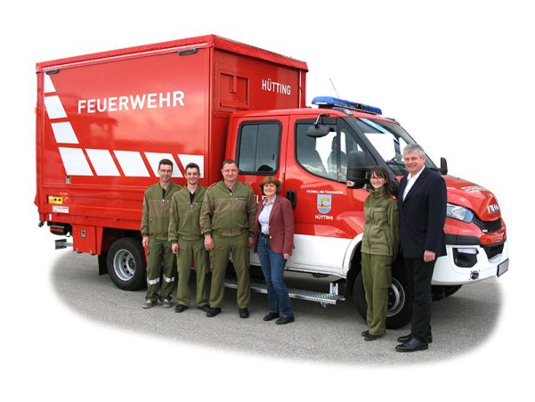 Pritschenaufbau mit Plane und Ladebordwand KLF-L
