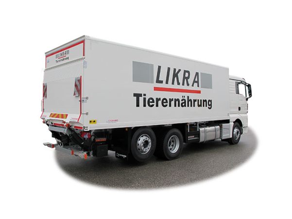 Kofferaufbau mit Ladebordwand