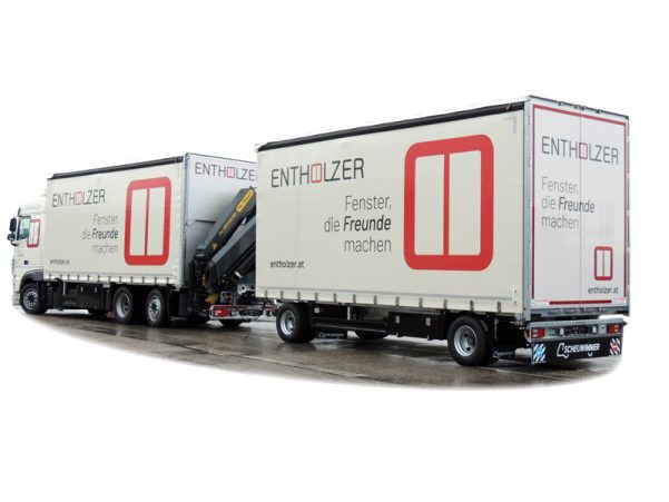 LKW-ZUG, Pritschenaufbau mit Plane und Heckkran