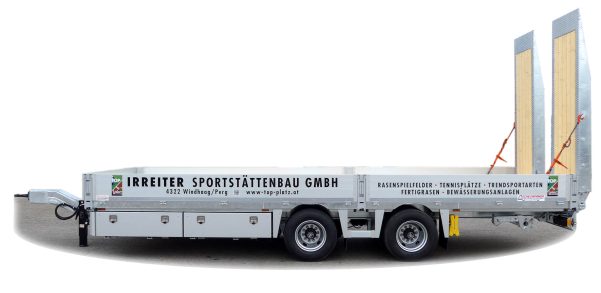 Pritschenaufbau mit Hydraulischen-Rampen
